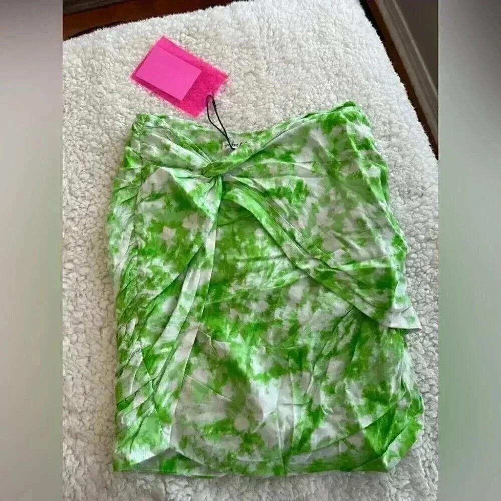 For love and lemons  green tie dye skirt in size Small